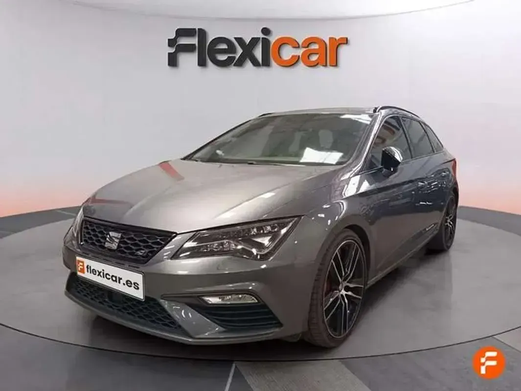 Usado Seat Leon ST CUPRA 300 CV (220 kW) 2018 Gris Familiar