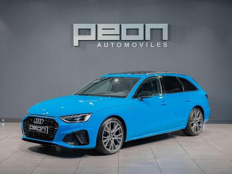 Usado Audi A4 S-line plus 163 CV (119 kW) 2021 Azul Familiar