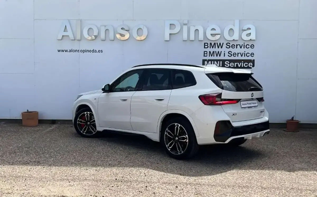 Usado BMW X1 M Sport 165 CV (121 kW) 2024 Blanco SUV