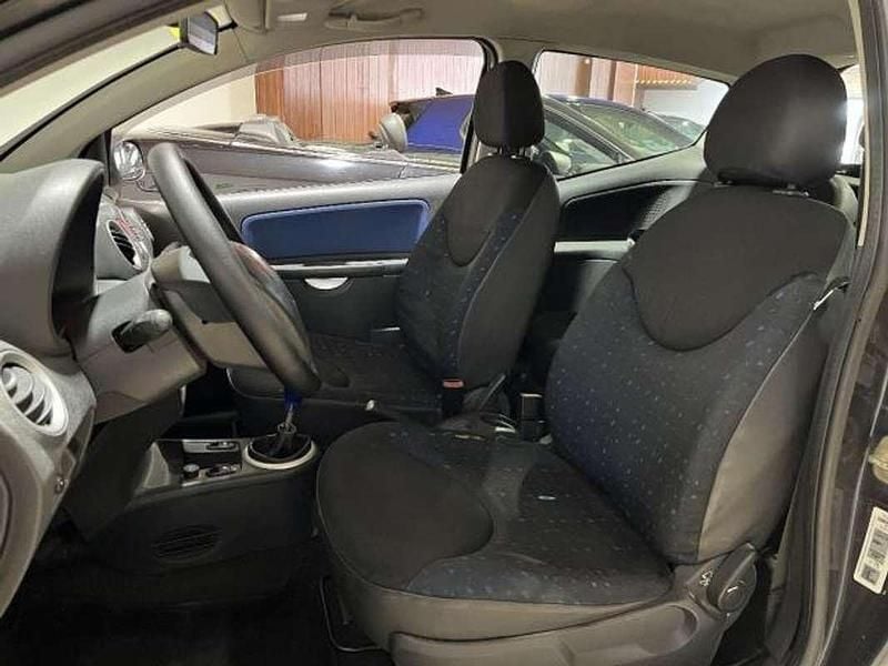 Usado Citroën C2 Exclusive 70 CV (51 kW) 2006 Negro Utilitario