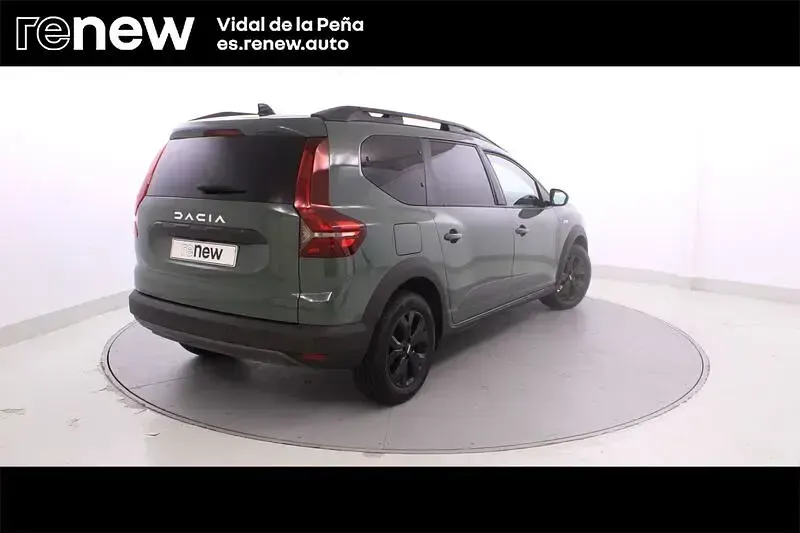 Usado Dacia Jogger Extreme 101 CV (74 kW) 2023 Verde Monovolumen