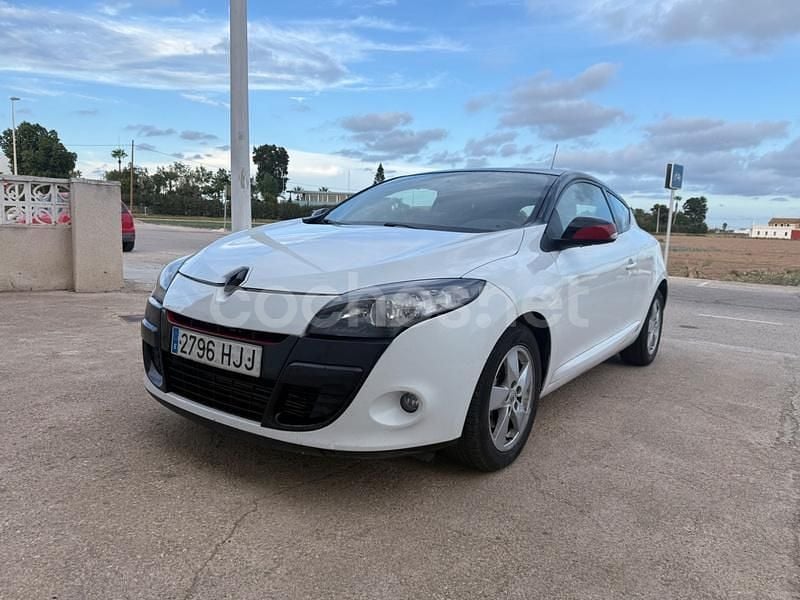 Blanco Usado 2012 Renault Mégane III Berlina | 6000 € (Precio justo) - Imagen 1/4