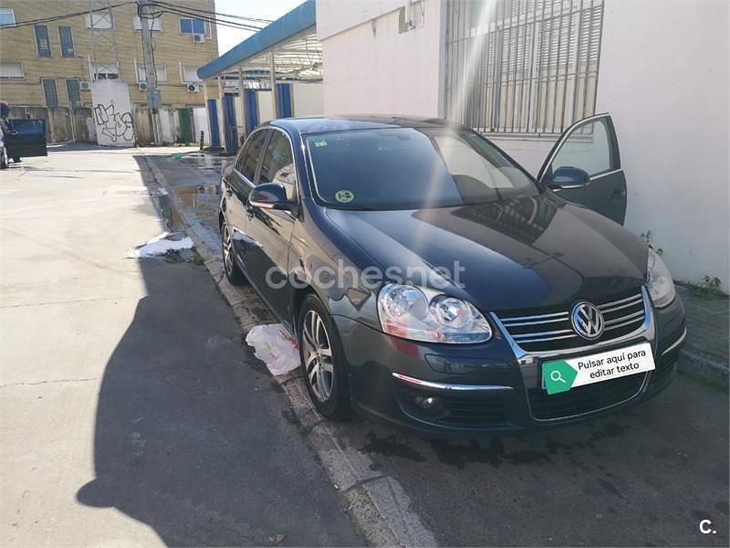Usado VW Jetta Trendline 105 CV (77 kW) 2007 Azul Berlina