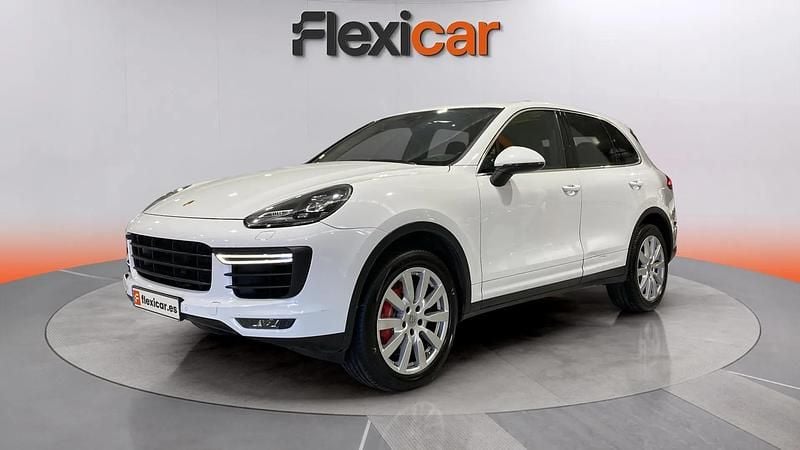 Usado Porsche Cayenne Turbo 520 CV (382 kW) 2015 Blanco SUV
