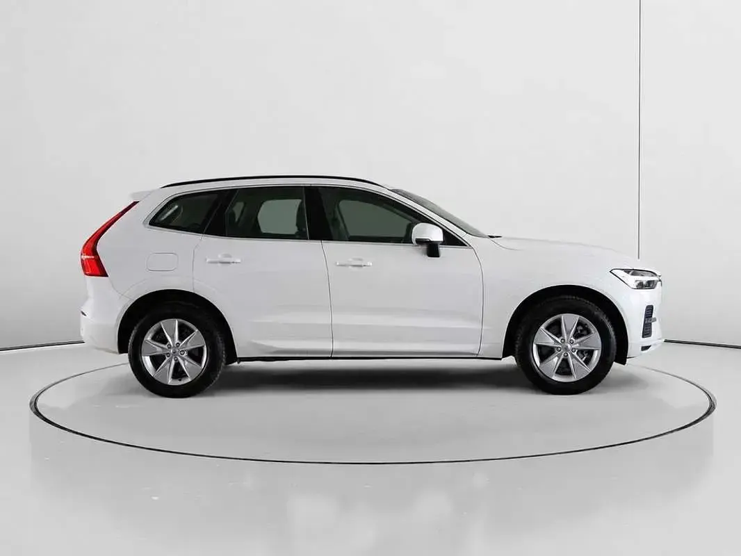 Usado Volvo XC60 Core 197 CV (144 kW) 2024 Blanco SUV