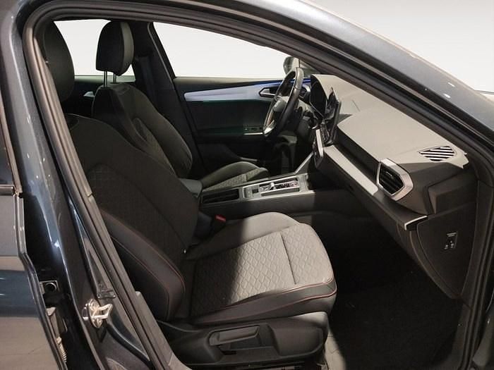 Usado Seat Leon FR 150 CV (110 kW) 2021 Gris