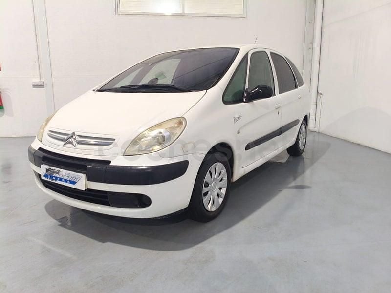 Usado Citroën Xsara Picasso Exclusive 110 CV (80 kW) 2008 Blanco Monovolumen