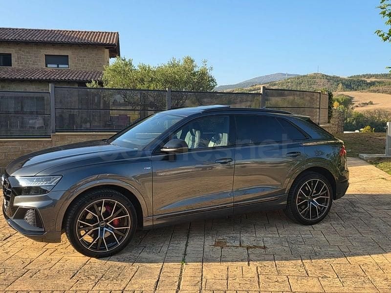 Usado Audi Q8 S-Line 286 HP (210 kW) 2022 Cinzento SUV
