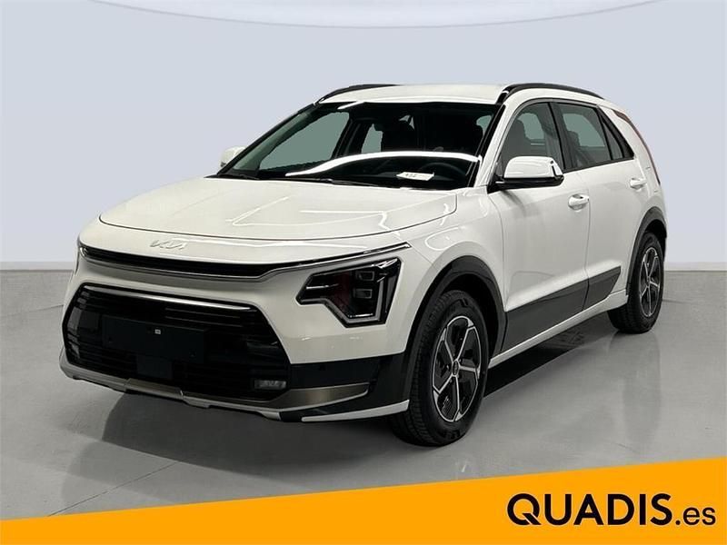 Usado Kia Niro 141 CV (103 kW) 2024 Snow white pearl SUV
