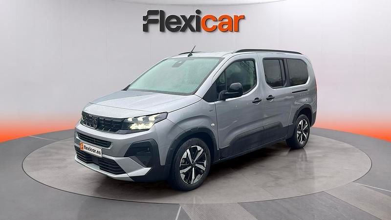 Usado Peugeot Rifter GTi 131 CV (96 kW) 2025 Gris Monovolumen