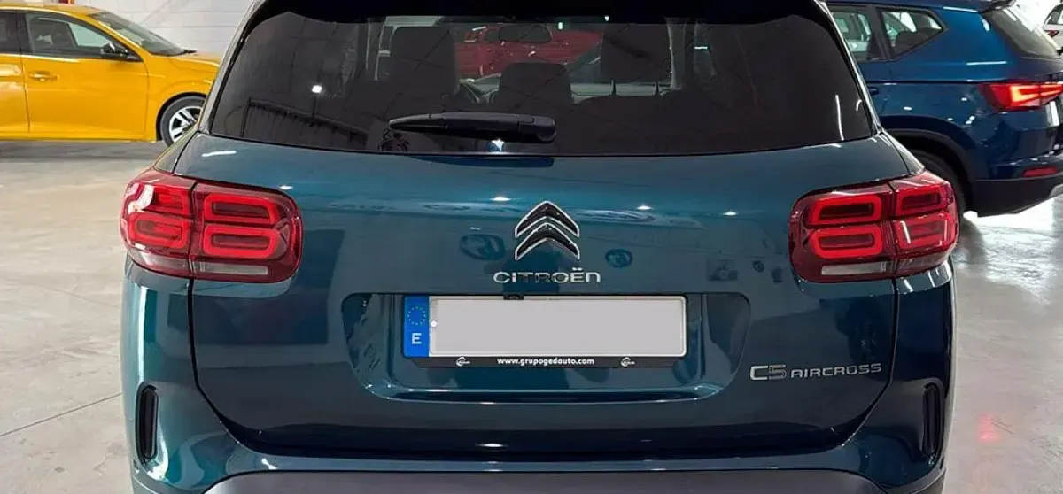 Usado Citroën C5 Aircross Shine 131 CV (96 kW) 2021 Verde SUV