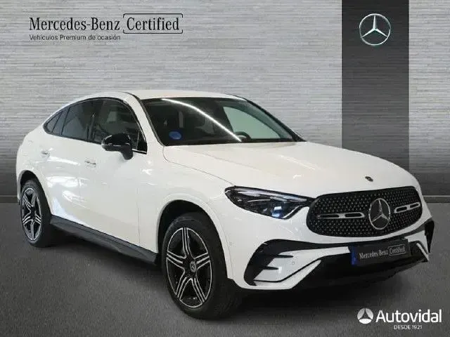 Usado Mercedes GLC300e 333 CV (244 kW) 2025 Blanco polar