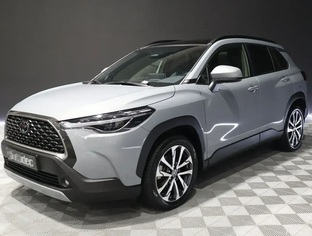Usado Toyota Corolla Cross Plus 197 CV (144 kW) 2024 Azul SUV