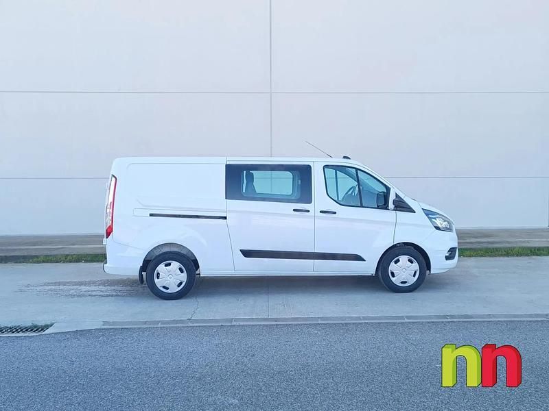 Käytetty Ford Transit 130 HP (95 kW) 2022 Valkoinen Sedan