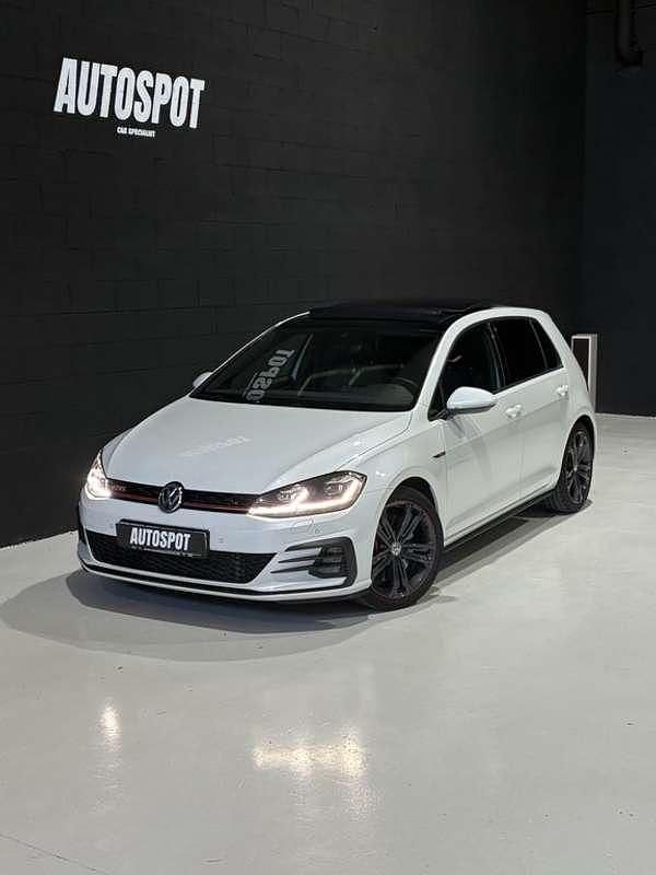 Usado VW Golf VII GTI 245 CV (180 kW) 2018 Blanco Utilitario