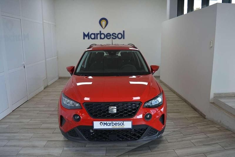 Usado Seat Arona Style 110 HP (80 kW) 2021 Vermelho SUV