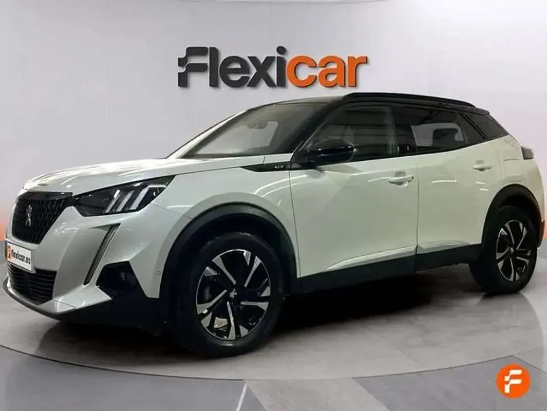 Usado Peugeot 2008 GT 131 CV (96 kW) 2021 Blanco SUV