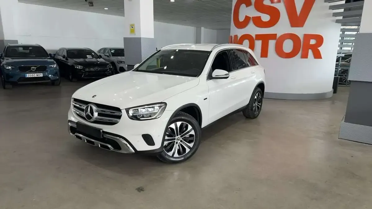 Usado Mercedes GLC300 321 CV (236 kW) 2020 Blanco SUV