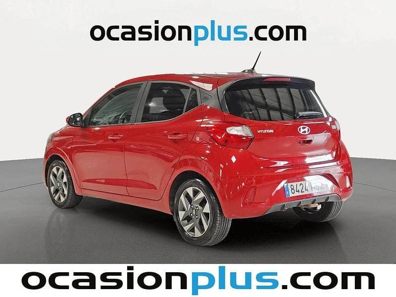 Usado Hyundai i10 67 CV (49 kW) 2024 Rojo Utilitario