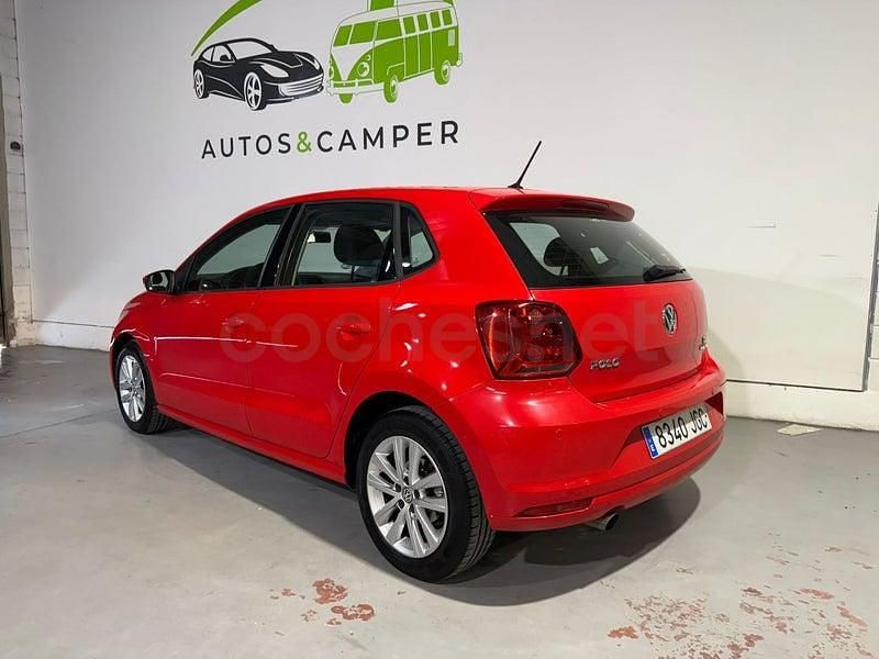 Usado VW Polo Advance 90 CV (66 kW) 2015 Rojo Berlina
