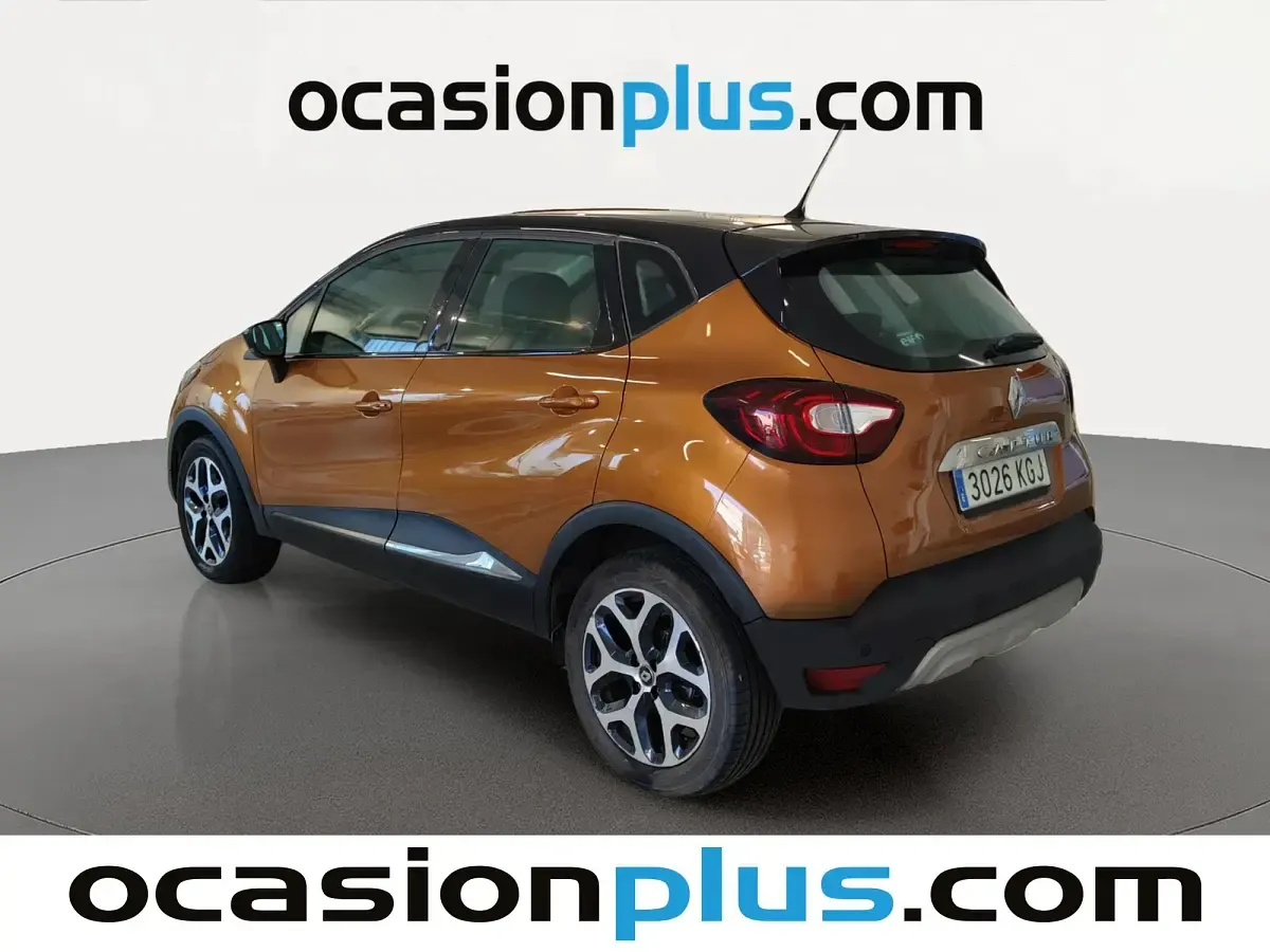 Usado Renault Captur Zen 120 CV (88 kW) 2017 Naranja SUV