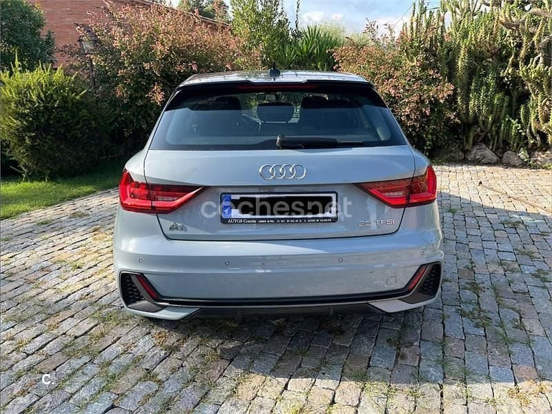 Usado Audi A1 Sportback S-Line 95 CV (69 kW) 2023 Gris / plata Utilitario