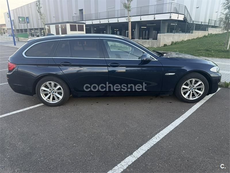 Usado BMW 520 177 CV (130 kW) 2011 Azul Familiar