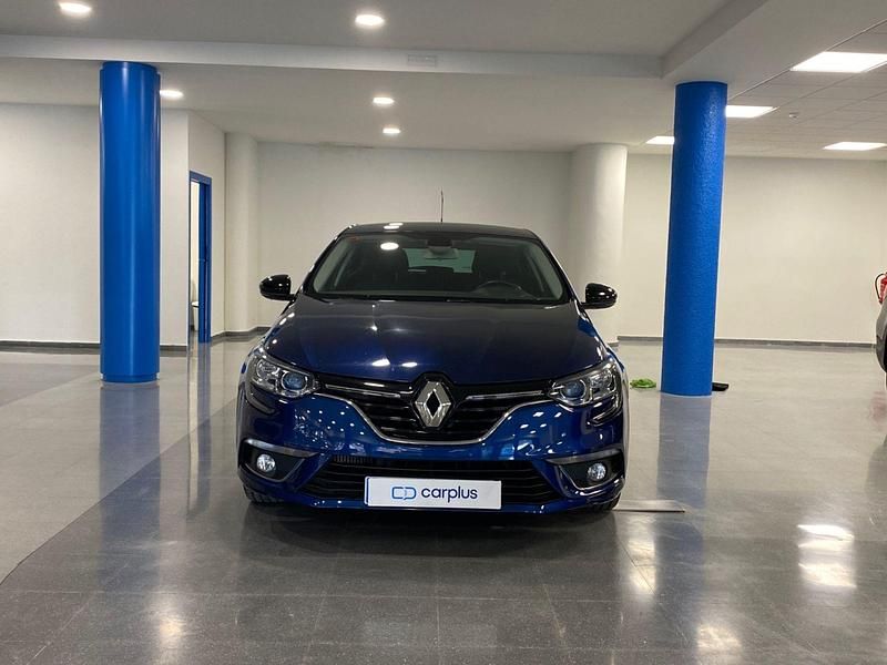 Usado Renault Mégane Cabriolet LIMITED 140 CV (102 kW) 2019 Azul cosmos (metalizado) Descapotable
