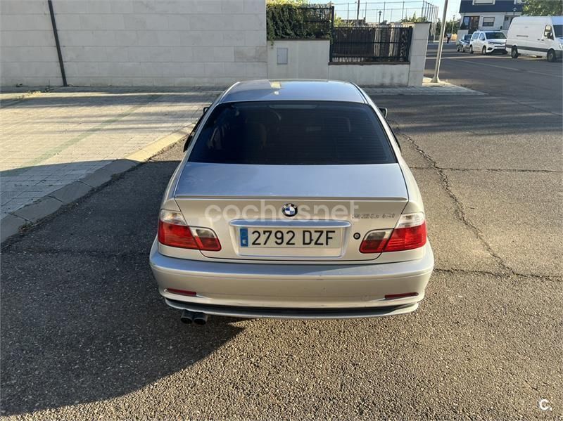 Usado BMW 330 231 CV (169 kW) 2000 Gris / plata Coupe