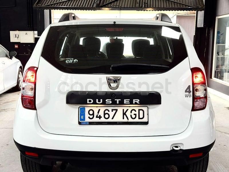 Usado Dacia Duster Lauréate 125 CV (91 kW) 2018 Blanco SUV