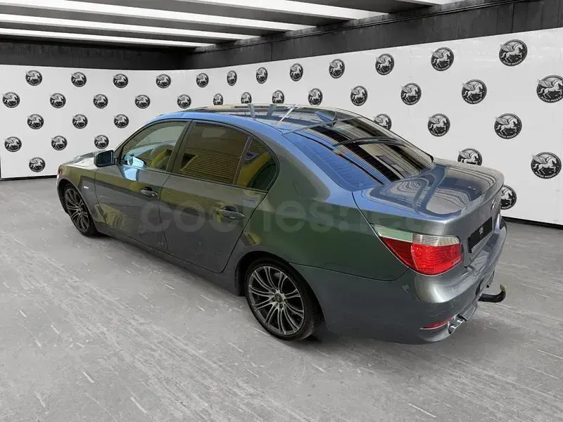 Usado BMW 525 Comfort Edition 177 CV (130 kW) 2007 Gris / plata Berlina