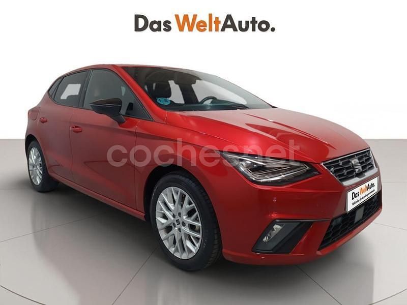 Rojo Usado 2024 Seat Ibiza FR Berlina | 17.990 € (Precio justo) - Imagen 1/4