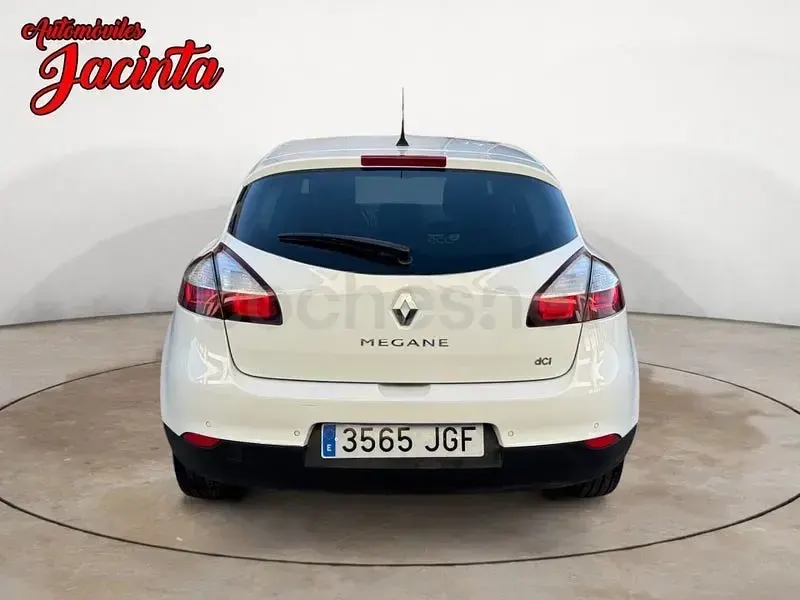 Usado Renault Mégane Bose Edition 110 CV (80 kW) 2015 Blanco Berlina