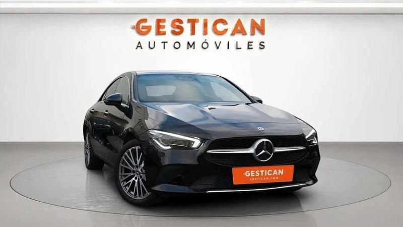 Usado Mercedes CLA250e 219 CV (161 kW) 2023 Negro Berlina