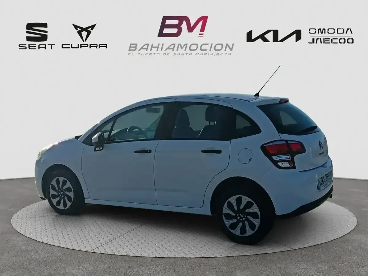 Usado Citroën C3 Feel 68 CV (50 kW) 2016 Blanco Utilitario