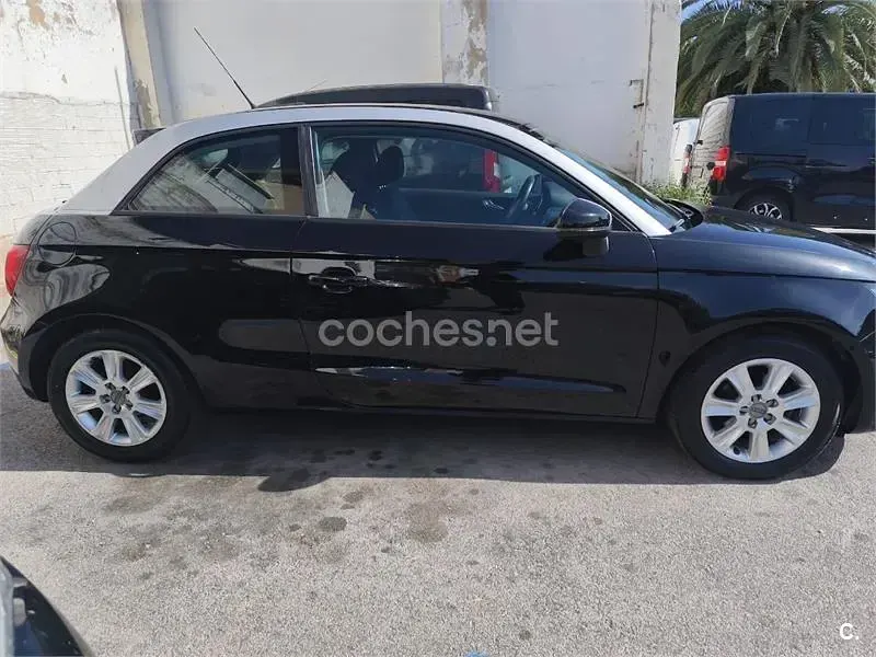 Usado Audi A1 Ambition 90 CV (66 kW) 2011 Negro Utilitario