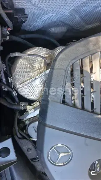Käytetty Mercedes V250 Avantgarde 204 HP (150 kW) 2019 Musta Tila-auto