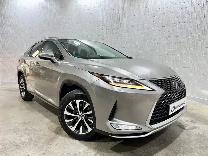 Usado Lexus RX450h Business Edition 313 CV (230 kW) 2021 Gris / plata SUV