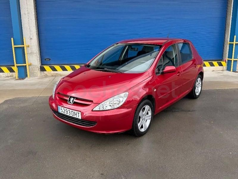 Usado Peugeot 307 110 CV (80 kW) 2004 Granate Berlina