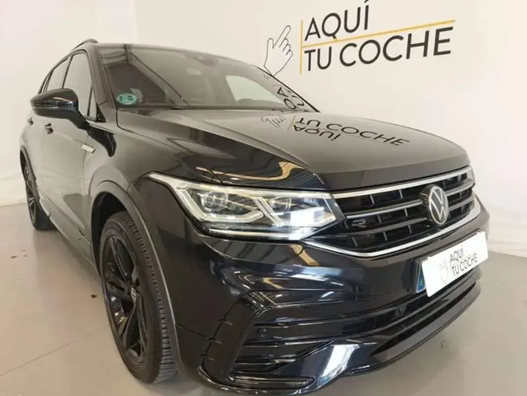 Usado VW Tiguan Allspace R-line 150 CV (110 kW) 2023 Negro SUV
