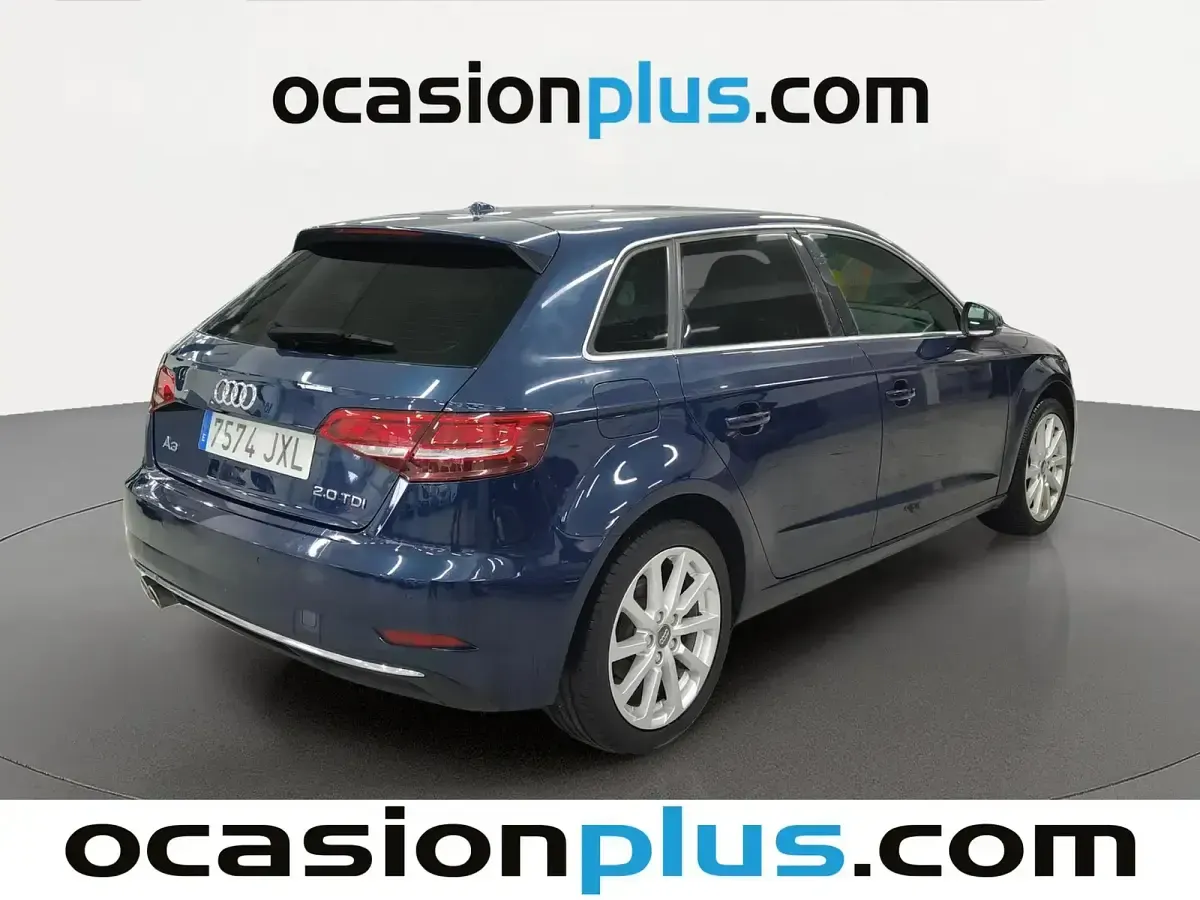 Usado Audi A3 Design 150 CV (110 kW) 2017 Azul Utilitario