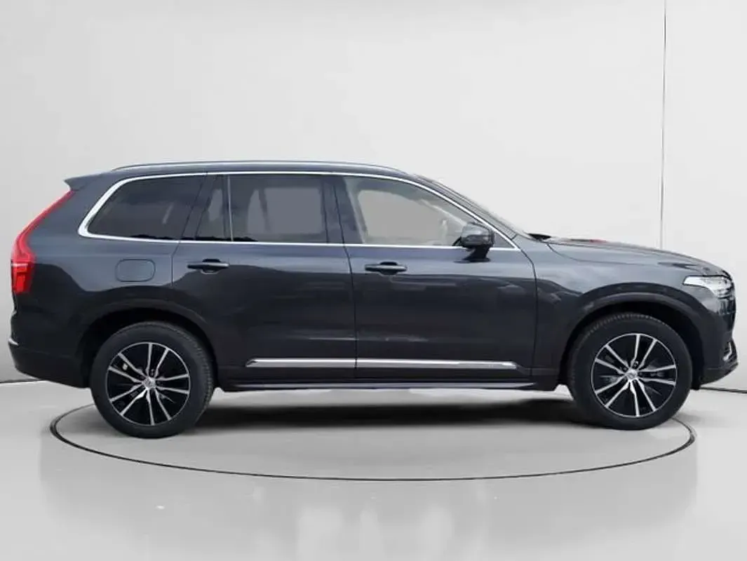 Usado Volvo XC90 Core 455 CV (334 kW) 2023 Marrón SUV