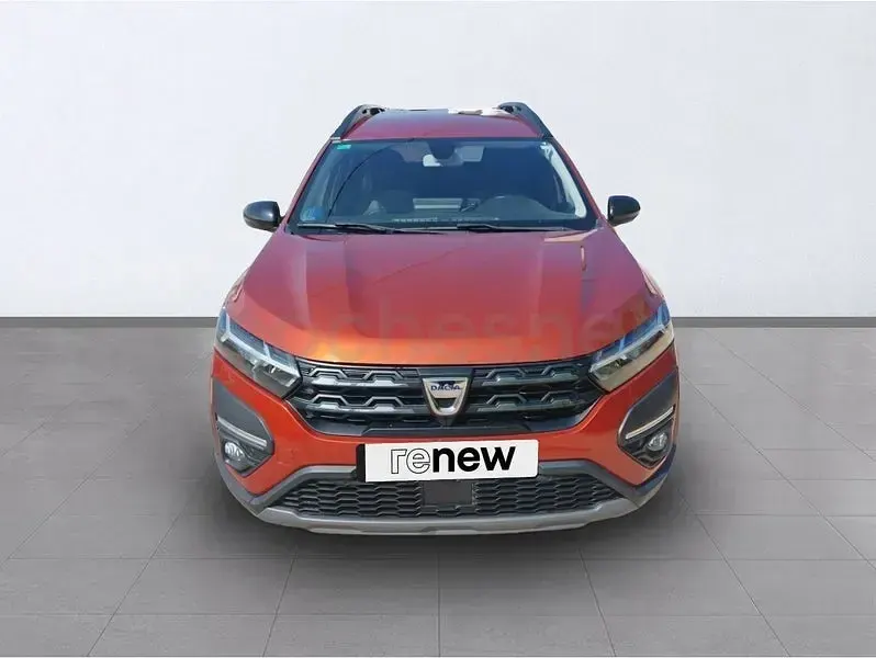 Usado Dacia Jogger Extreme 100 CV (73 kW) 2022 Naranja Monovolumen