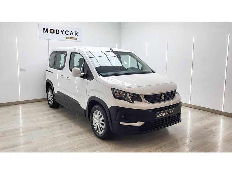 Usado Peugeot Rifter Active 102 CV (75 kW) 2021 Blanco Monovolumen