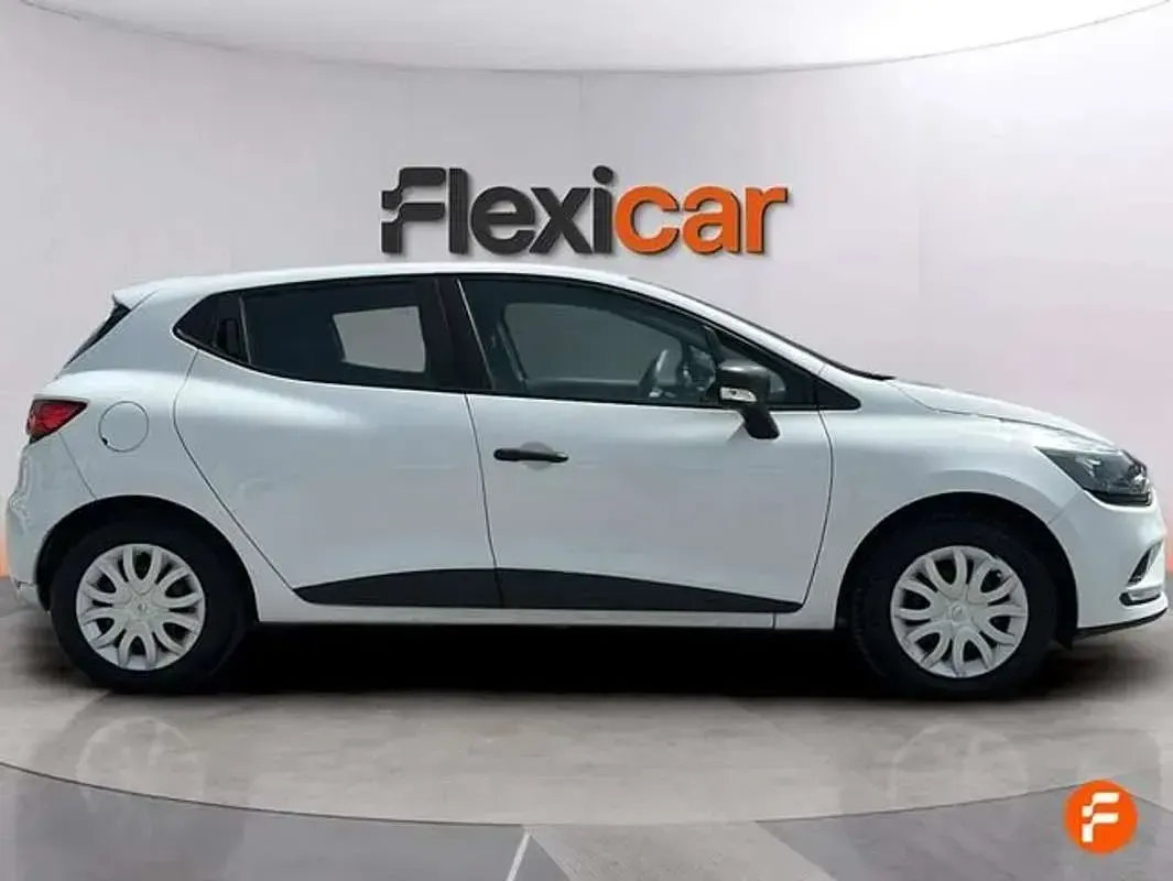 Usado Renault Clio Business 67 CV (49 kW) 2019 Blanco Utilitario