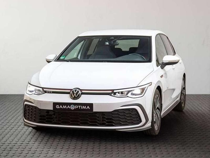 Usado VW Golf VIII GTI 245 CV (180 kW) 2023 Blanco Utilitario