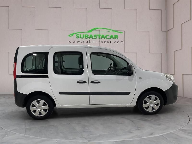 Usado Renault Kangoo 75 CV (55 kW) 2017 Blanco Monovolumen