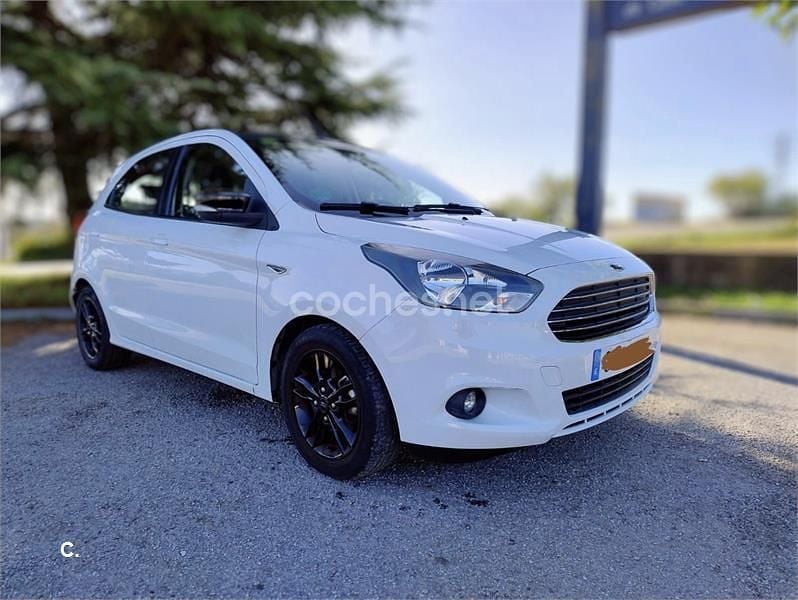 Blanco Usado 2017 Ford Ka Plus Utilitario | 9000 € (Precio justo) - Imagen 1/4