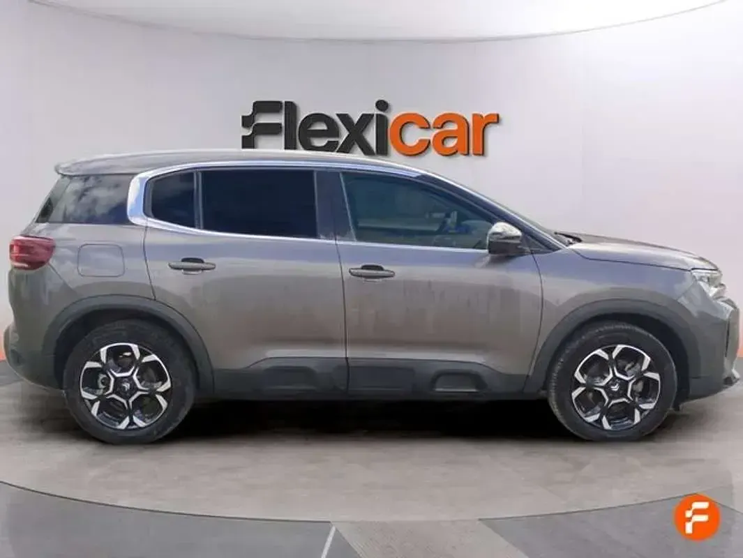 Usado Citroën C5 Aircross 136 CV (100 kW) 2024 Gris SUV