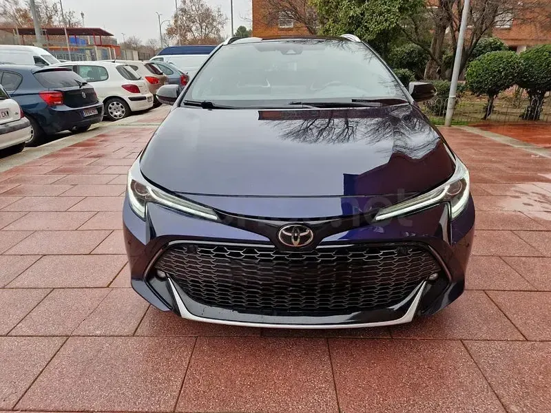 Usado Toyota Corolla Sport 180 CV (132 kW) 2021 Azul Familiar